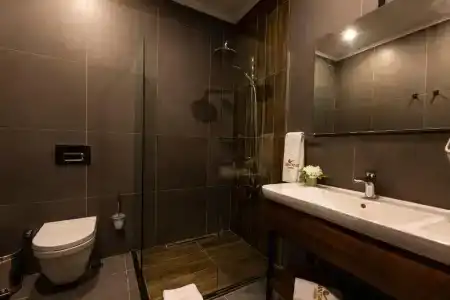 Santana Otel - 93