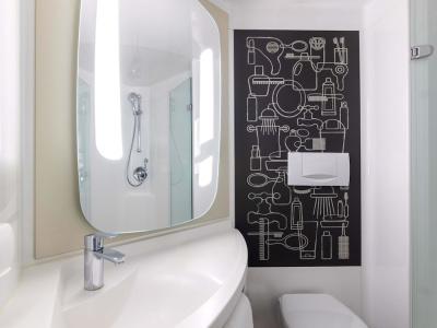 ibis Wuppertal City - 72