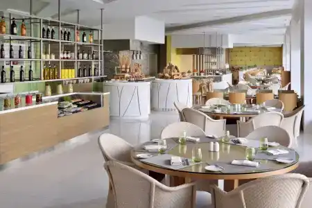 Marriott Executive Downtown, Abu Dhabi - 19