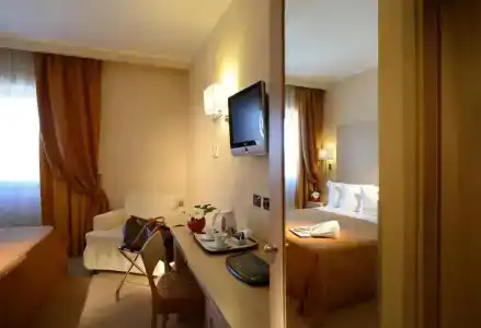 Best Western Rome Airport - 42