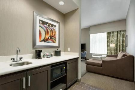 Hampton Inn & Suites -, CA - 92