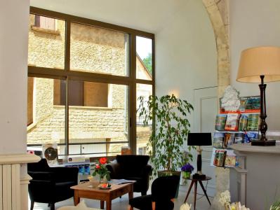Best Western Le Renoir - 14