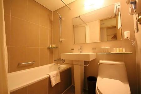Ramada by Wyndham Songdo - 78