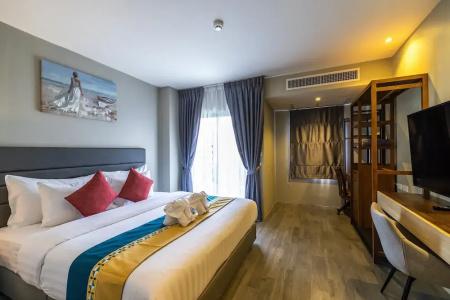 Triple L Patong Beach Phuket - 192