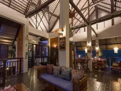 Phaya Inn - 5