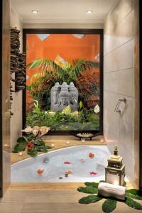 Royal Garden Villas, Luxury - 13