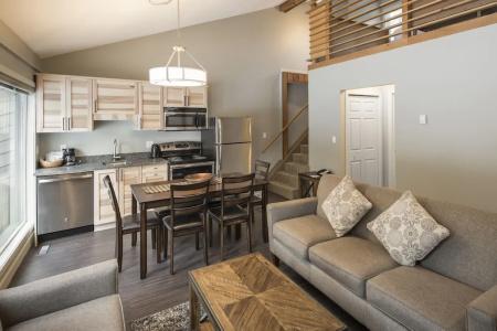 The Juniper & Bistro - 51