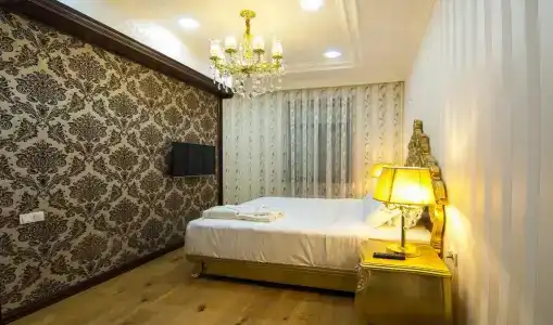 Royal Residence - 236