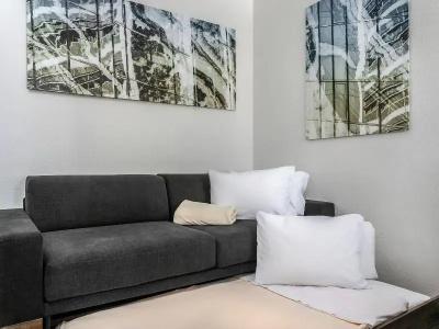 SpringHill Suites by Marriott Downtown/Cameron Harbor - 33