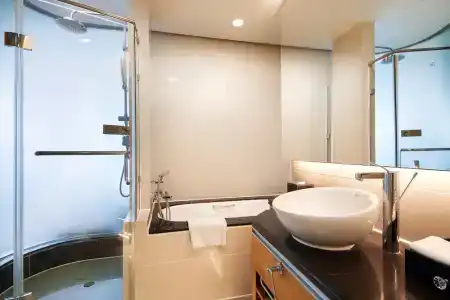Regal Jinfeng - 56