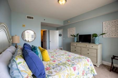 Laketown Wharf by Collection - 18