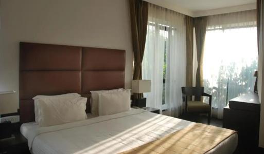 Metropole - 37