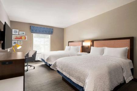 Hampton Inn & Suites West - 27