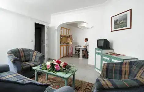 Sifalar Apart - 11
