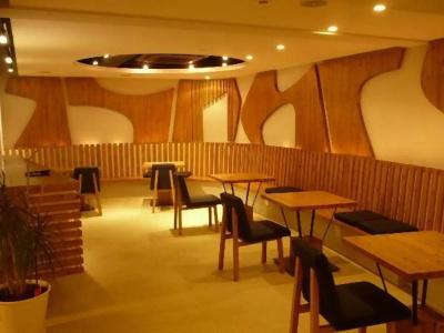 R's Forest Inn - 12