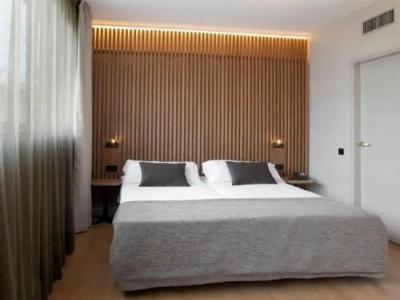 ApartAtenea Barcelona - 25