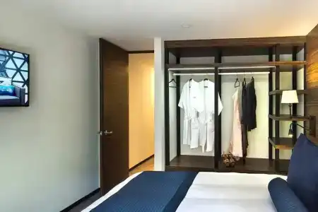 Flowsuites Wtc - 40