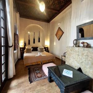 Riad El Grably - 77