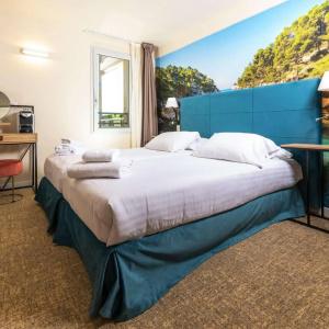 Sure by Best Western Coeur De Cassis - 38