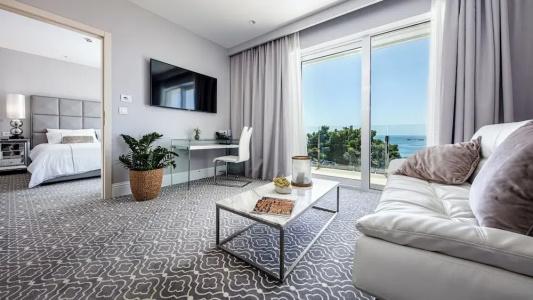 Royal Palm - 115