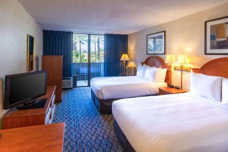 Clarion Anaheim Resort - 6
