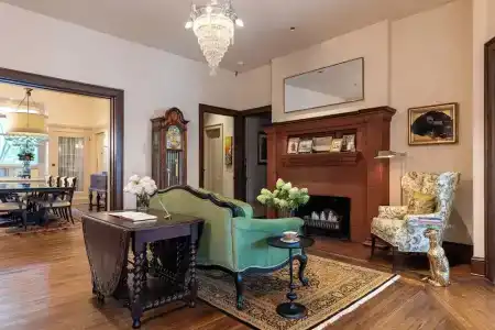 Stonehurst Place Bed & Breakfast - 1