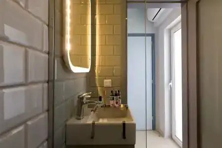 Loc Hospitality Urban Suites - 49