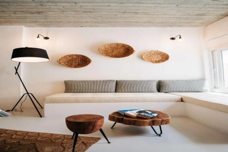 Mesanto Luxury Suites - 14