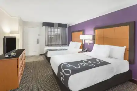 Baymont by Wyndham Woodruff Rd - 3