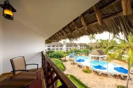 DoubleTree by Hilton Zanzibar - - 41