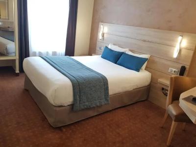 Champerret Elysees - 78