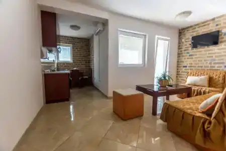 Contessa - 4