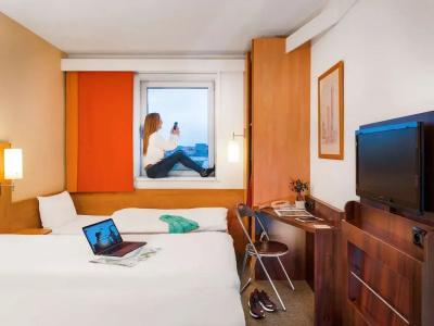 Ibis Praha Mala Strana - 36