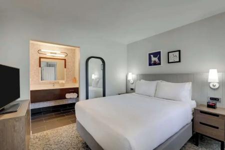Staybridge Suites - 54