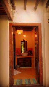 East Indies Mansion - 17