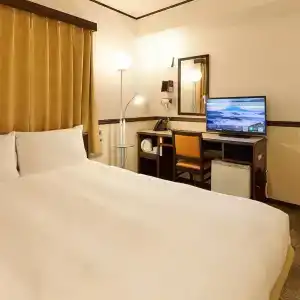 Toyoko Inn Chiba eki Higashi guchi - 43
