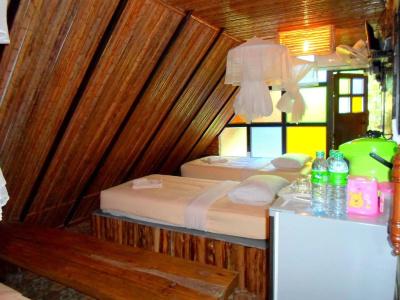 Khao sok tree house resort - 3