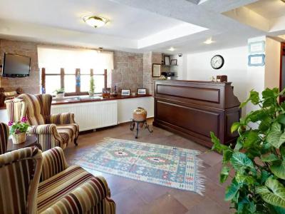 Ferahi Evler Boutique - 1