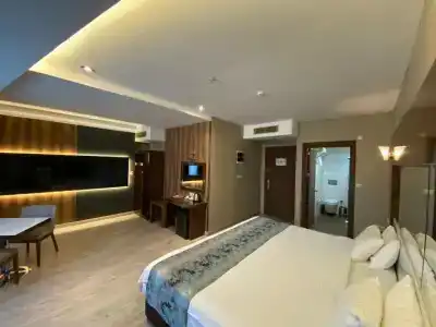 Yucel - 25