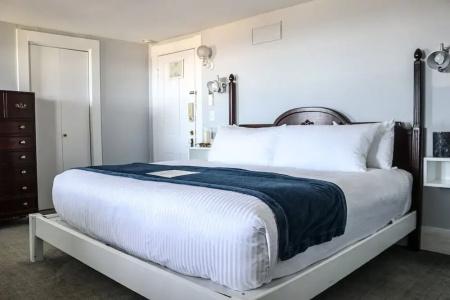 The Emerson Inn - 71