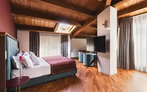 Mercure Ferrara - 88