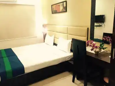 Crest inn - 1