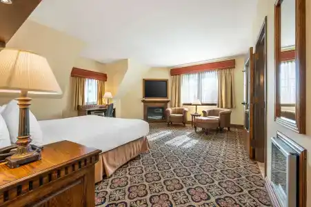 Best Western Premier Mariemont Inn - 5