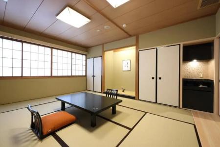 Gion Ryokan Karaku - 32