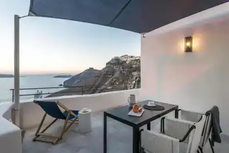 Porto Fira Suites - 64