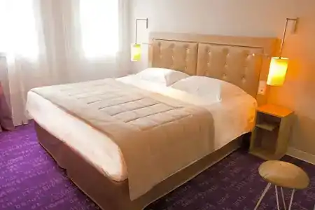 Hôtel Anne De Bretagne - 67