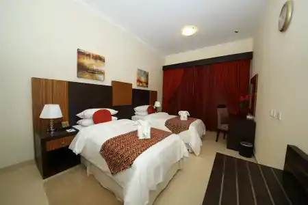 Ivory Grand - 32