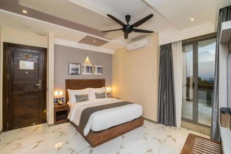 Samann Grand - 17