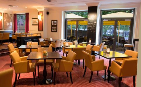 Courtyard by Marriott Düsseldorf Seestern - 14