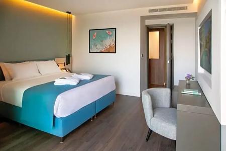 Mercure Larnaca Beach - 60